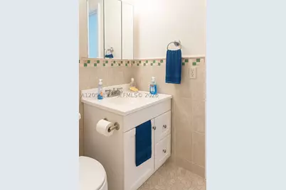 901 SW 11th #4H, Hallandale Beach, FL 33009 - Photo 7