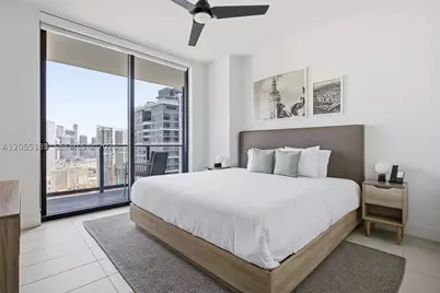 159 NE 6th #2914, Miami, FL 33132 - Photo 3