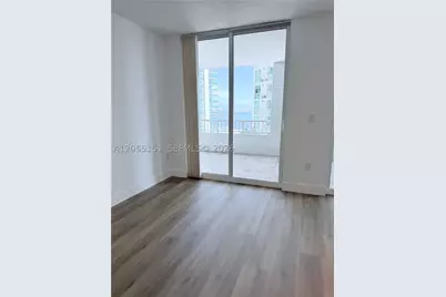 170 SE 14th #1402, Miami, FL 33131 - Photo 7