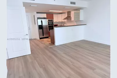 170 SE 14th #1402, Miami, FL 33131 - Photo 3
