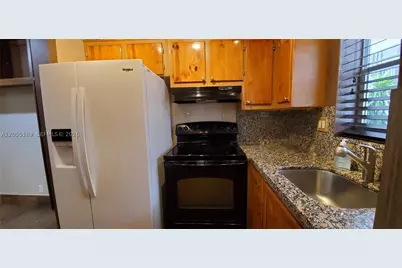 1300 N 17th #108, Hollywood, FL 33020 - Photo 9