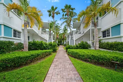 1160 103rd #6, Bay Harbor Islands, FL 33154 - Photo 7