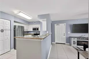 6769 Heritage Grande, Boynton Beach, FL 33437 - Photo 11