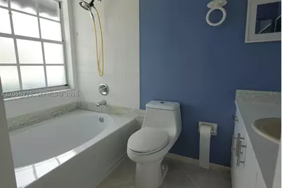 7030 NW 173rd #1602, Hialeah, FL 33015 - Photo 9