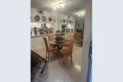 1000 SW 125th #412N, Pembroke Pines, FL 33027 - Photo 11