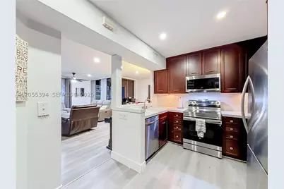 10790 NW 14th #196, Plantation, FL 33322 - Photo 3