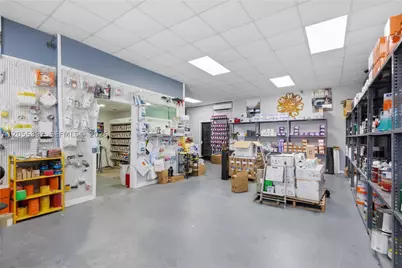 1081 E 47th, Hialeah, FL 33013 - Photo 11