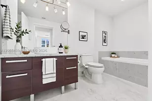 253 NE 2nd, Miami, FL 33132 - Photo 3