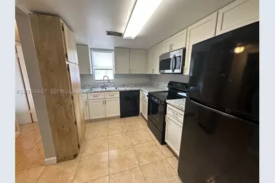 4159 SW 66th #120, Davie, FL 33314 - Photo 3