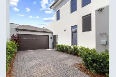 8143 NW 47th, Doral, FL 33166 - Photo 7