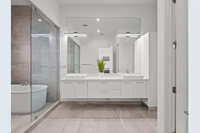 8143 NW 47th, Doral, FL 33166 - Photo 35