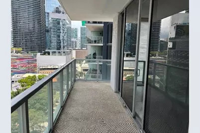 1050 Brickell #1520, Miami, FL 33131 - Photo 11