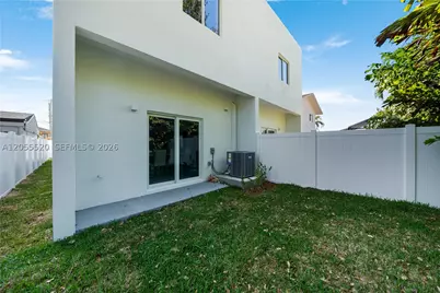 4789 NW 1st, Miami, FL 33126 - Photo 15