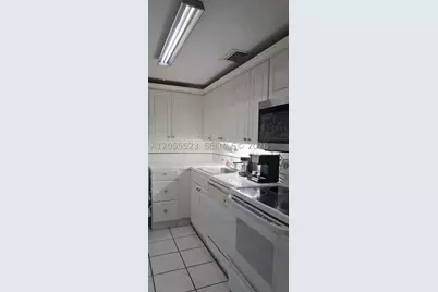 8405 NW 8th #201, Miami, FL 33126 - Photo 5