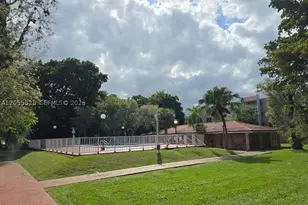 8405 NW 8th, Miami, FL 33126 - Photo 11