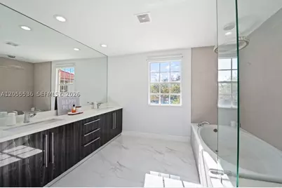 3846 W Gardenia, Weston, FL 33332 - Photo 13