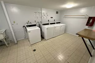 1301 NE Miami Gardens, Miami, FL 33179 - Photo 15