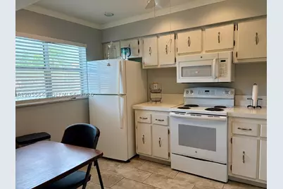 8810 W McNab #206, Tamarac, FL 33321 - Photo 9