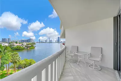 3000 Island #505, Aventura, FL 33160 - Photo 39