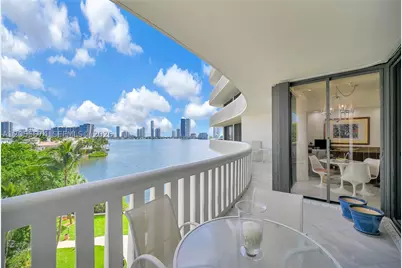 3000 Island #505, Aventura, FL 33160 - Photo 35