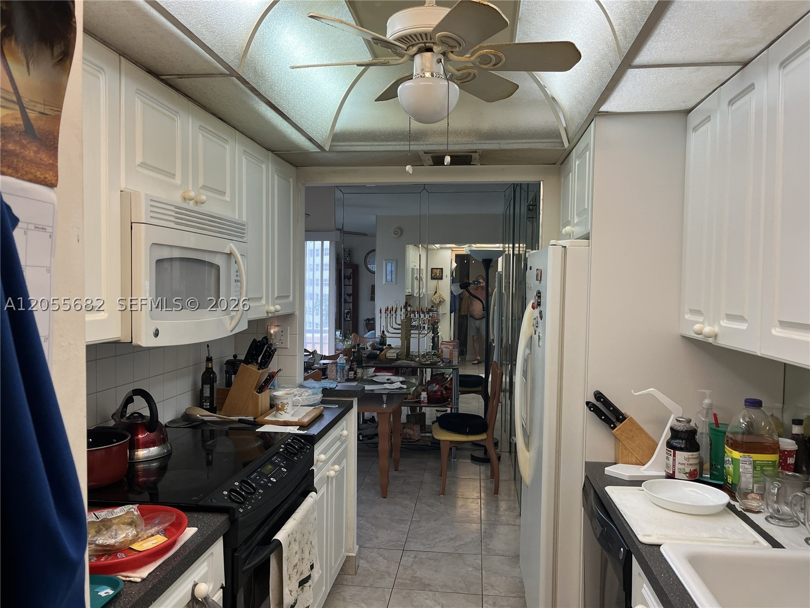 120 Golden Isles #44B - 120 Golden Isles #44B, Hallandale Beach, FL 33009 Luxury Property | Jose Angel Pina