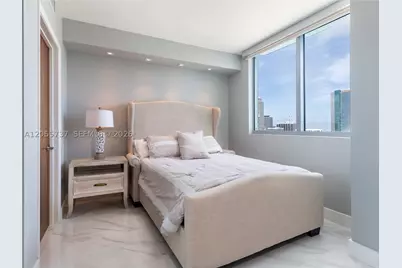 92 SW 3rd #3901, Miami, FL 33130 - Photo 11
