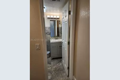 11130 N Lakeview #1, Pembroke Pines, FL 33026 - Photo 11