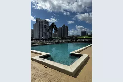 800 Parkview #412, Hallandale Beach, FL 33009 - Photo 13