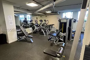 905 Brickell Bay, Miami, FL 33131 - Photo 25