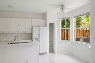 16654 SW 83rd, Miami, FL 33193 - Photo 7