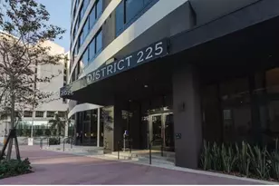 225 N Miami, Miami, FL 33128 - Photo 3