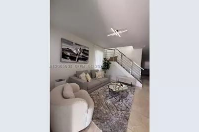 7022 NW 102nd, Doral, FL 33178 - Photo 9