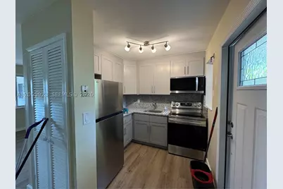 707 S 19th #1, Hollywood, FL 33020 - Photo 3