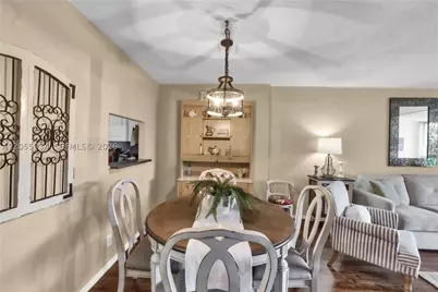 1402 NW 80th #310, Margate, FL 33063 - Photo 9