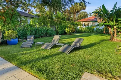 10795 SW 34th, Miami, FL 33165 - Photo 3