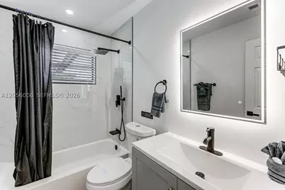 600 N 66th, Hollywood, FL 33024 - Photo 13