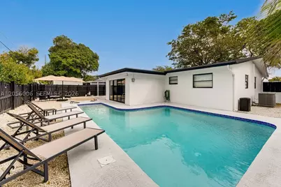600 N 66th, Hollywood, FL 33024 - Photo 21