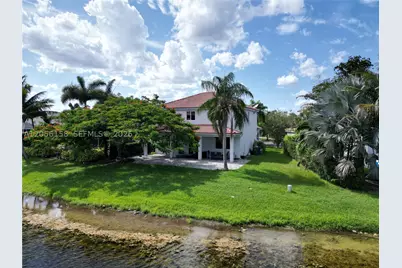 1216 Chinaberry, Weston, FL 33327 - Photo 3