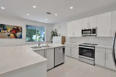 1216 Chinaberry, Weston, FL 33327 - Photo 29