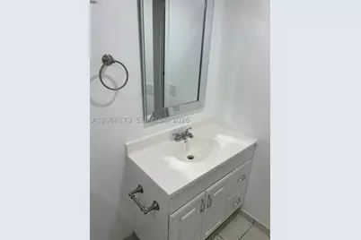 10000 NW 80th #2456, Hialeah Gardens, FL 33016 - Photo 29