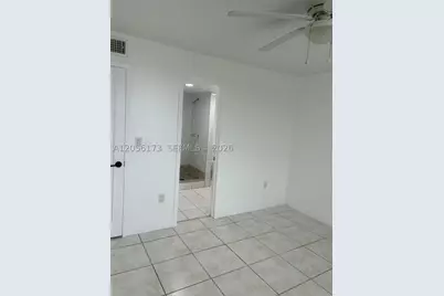 10000 NW 80th #2456, Hialeah Gardens, FL 33016 - Photo 19