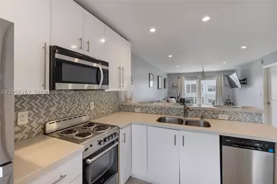 1461 S Ocean #222, Lauderdale by the Sea, FL 33062 - Photo 7