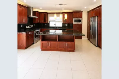613 Patio Village, Weston, FL 33326 - Photo 13