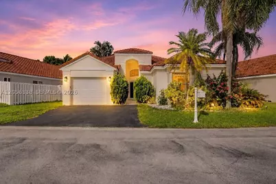 325 Somerset, Weston, FL 33326 - Photo 3