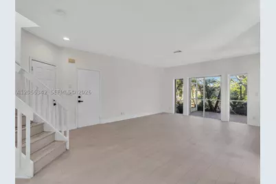 11407 Lakeview, Coral Springs, FL 33071 - Photo 31