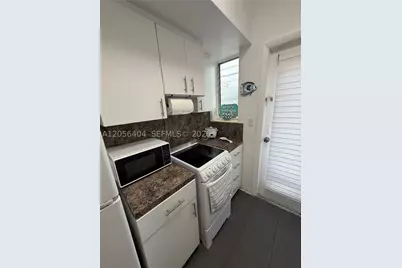 1060 Pennsylvania #18, Miami Beach, FL 33139 - Photo 7