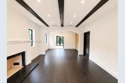 1213 Aguila, Coral Gables, FL 33134 - Photo 3