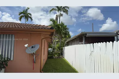 760 W 23rd, Hialeah, FL 33010 - Photo 11