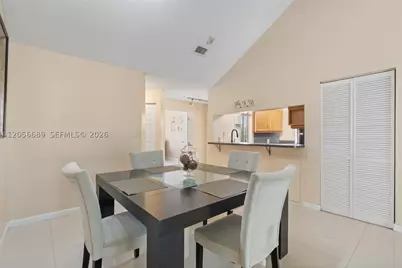 927 Coral Club #927, Coral Springs, FL 33071 - Photo 17