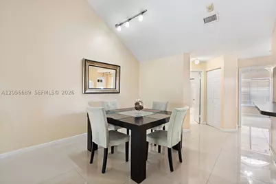 927 Coral Club #927, Coral Springs, FL 33071 - Photo 19